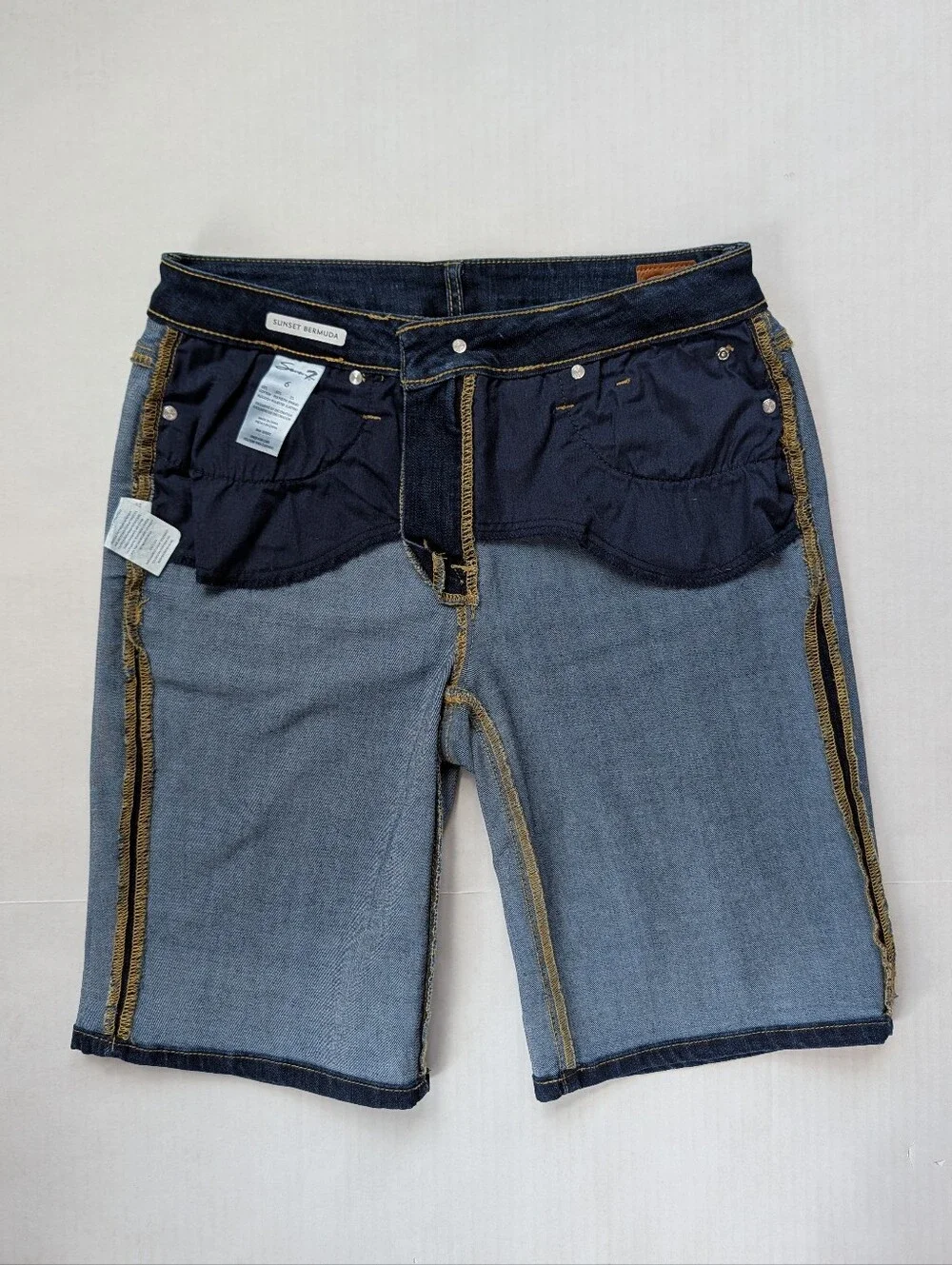 Seven7 Sunset Denim Bermuda Jean Shorts 6 Jackson Blue Pockets